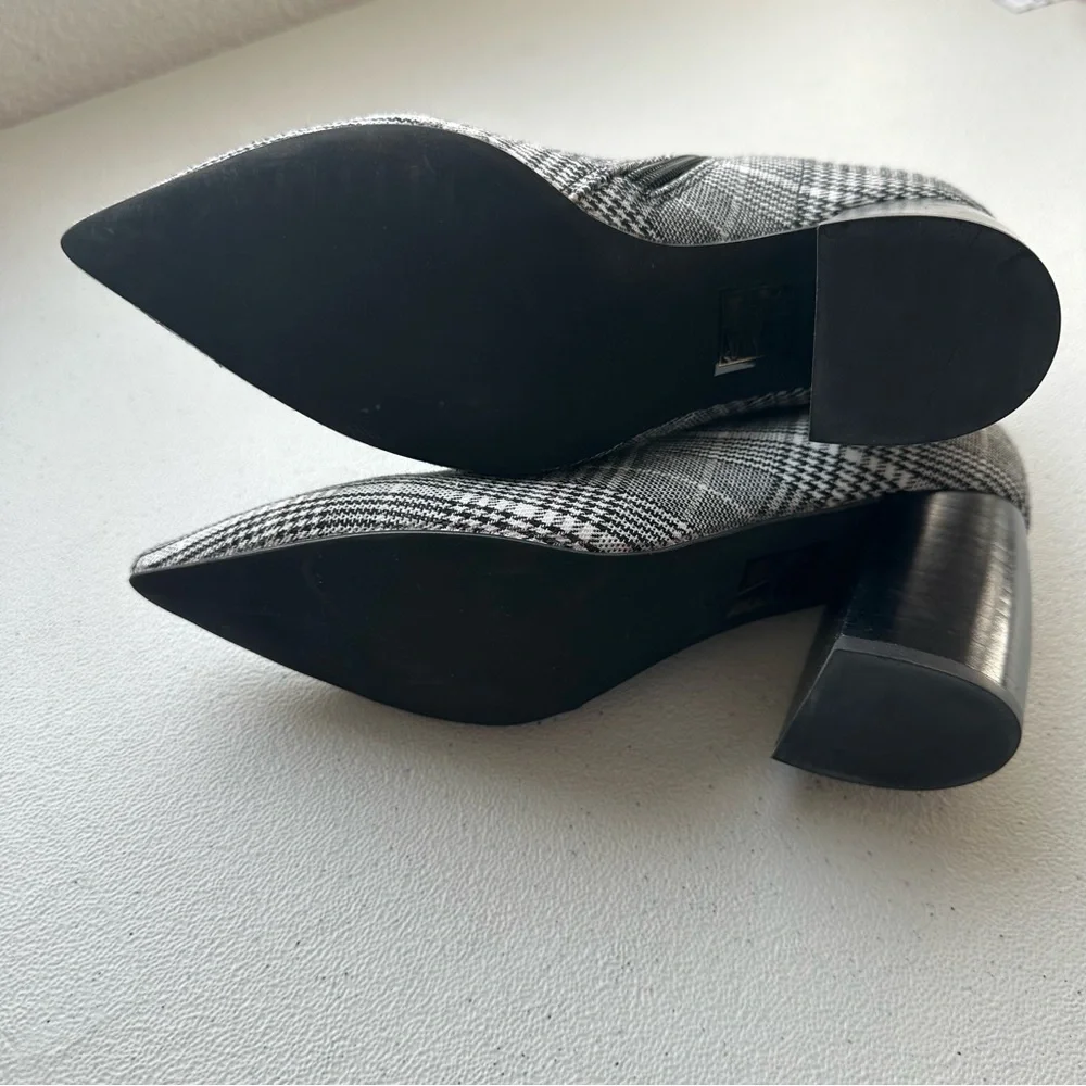 Jeffreycambell plaid black gray white fabric with pointed toe and blockheel